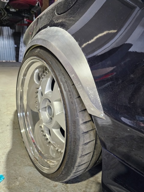 NADKOLA POSZERZANE TYLNE MERCEDES R230